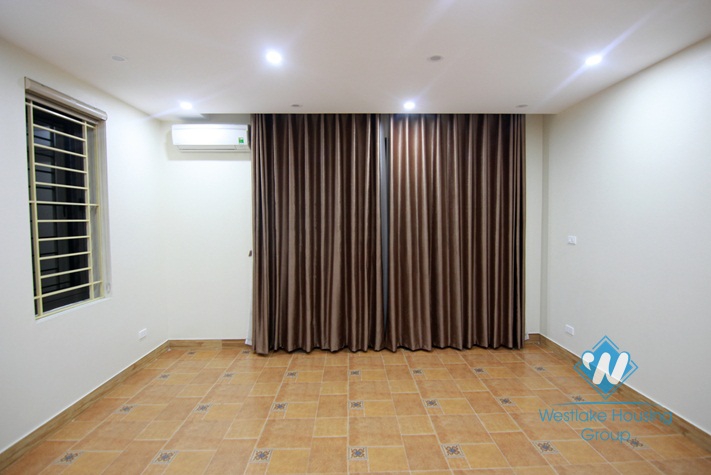Spacious house for rent in Tay Ho without furniture